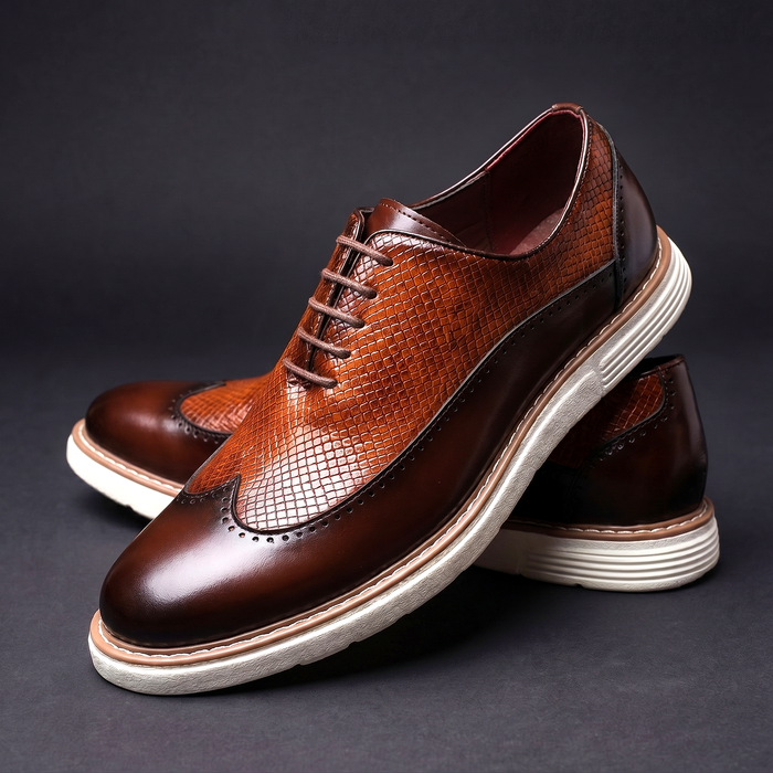 Men's Textured Wingtip Oxford Shoes with Brogue Detail